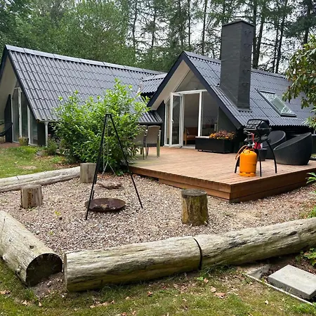 Modern Oasis Surrounded By Nature *