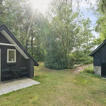 Сasa de vacaciones Modern Oasis Surrounded By Nature